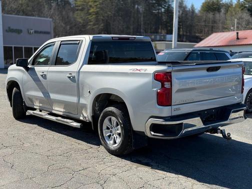 Silver Ice Metallic 2022 Chevrolet Silverado 1500 LT