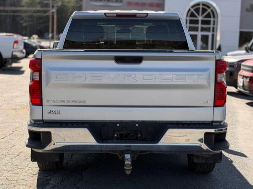 Silver Ice Metallic 2022 Chevrolet Silverado 1500 LT