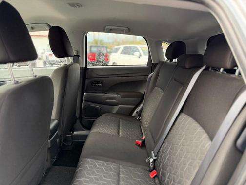 Gray 2025 Mitsubishi Outlander Sport 2.0 ES