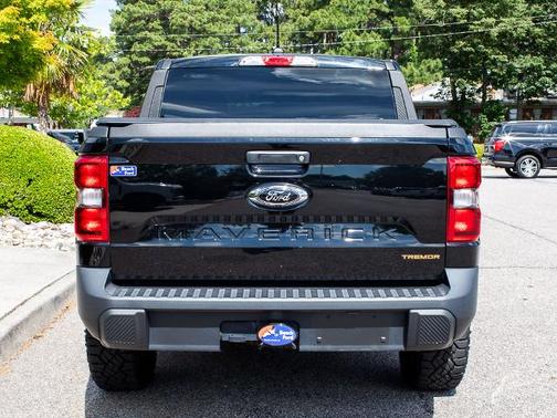 SHADOW BLACK 2023 Ford Maverick XLT ADVANCED
