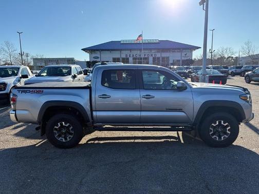 2021 Toyota Tacoma TRD OFF ROAD