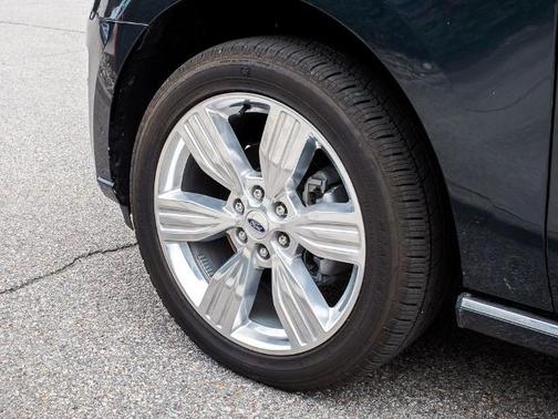 2024 Ford Expedition PLATINUM