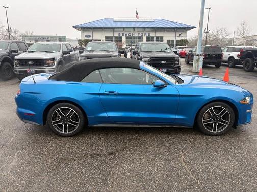 2021 Ford Mustang ECOBOOST PREMIUM