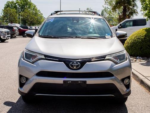 Silver Sky Metallic 2017 Toyota RAV4 XLE