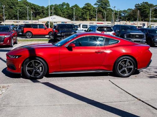 2024 Ford Mustang ECOBOOST