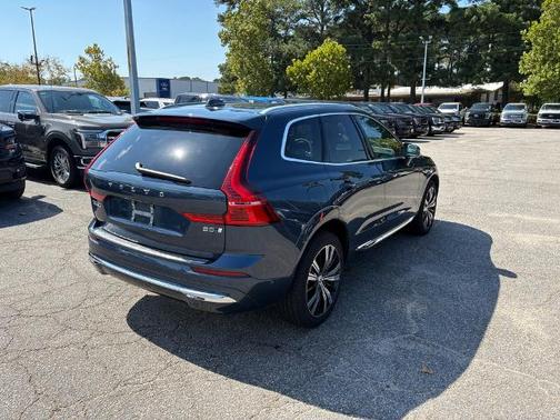 2023 Volvo XC60 B5 ULTIMATE BRIGHT THEME