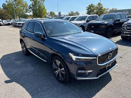 2023 Volvo XC60 B5 ULTIMATE BRIGHT THEME