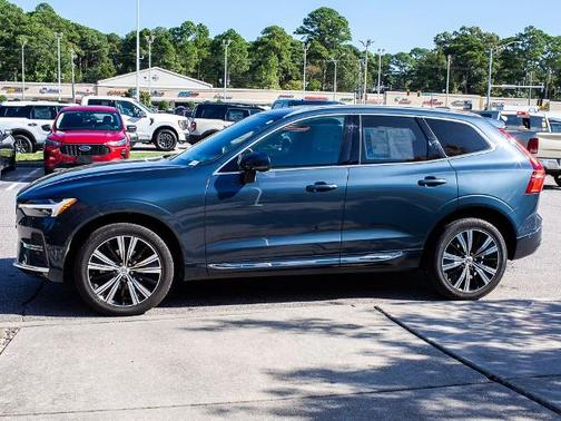 2023 Volvo XC60 B5 ULTIMATE BRIGHT THEME