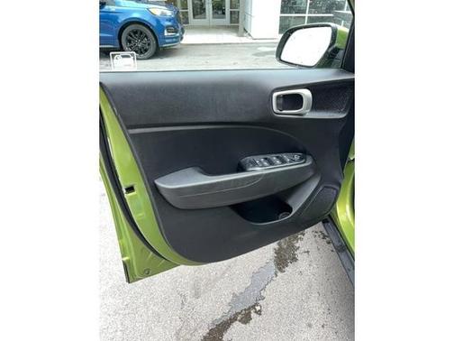 2020 Hyundai VENUE SEL