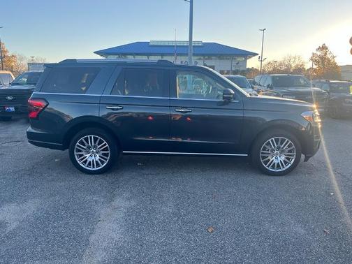 2024 Ford Expedition LIMITED