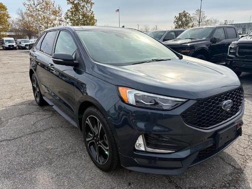 2022 Ford Edge ST