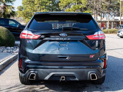2022 Ford Edge ST