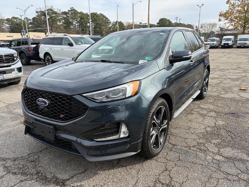 2022 Ford Edge ST