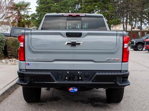 2025 Chevrolet Silverado 1500 ZR2