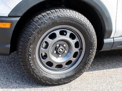 OXFORD WHITE 2023 Ford Bronco Sport BADLANDS