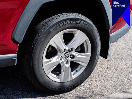 Ruby Flare Pearl 2021 Toyota RAV4 XLE