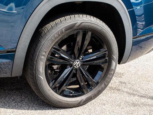 2022 Volkswagen Atlas 3.6 V6 SEL R-LINE BLACK