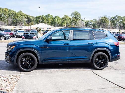 2022 Volkswagen Atlas 3.6 V6 SEL R-LINE BLACK