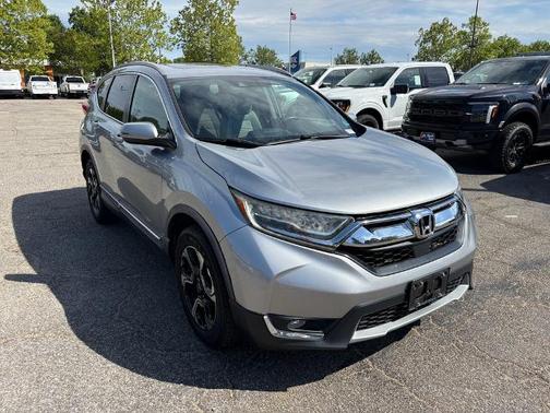 Lunar Silver Metallic 2017 Honda CR-V TOURING