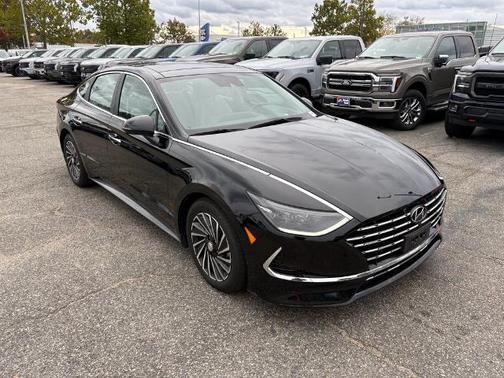 2023 Hyundai SONATA LIMITED