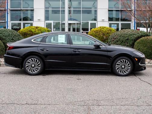 2023 Hyundai SONATA LIMITED