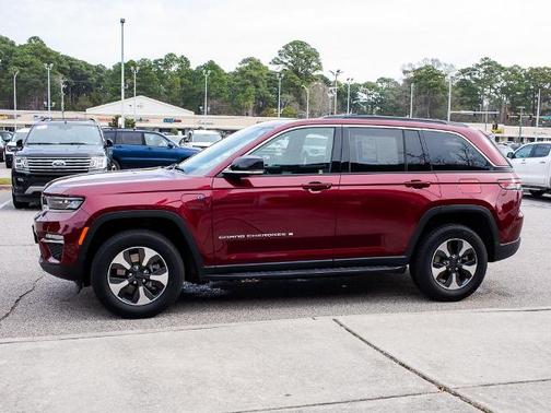 2024 Jeep Grand Cherokee BASE