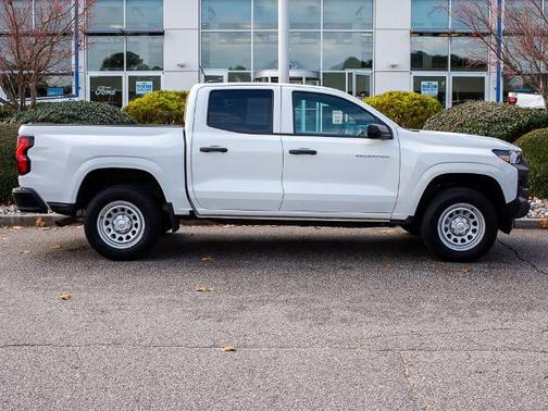 2023 Chevrolet Colorado WT