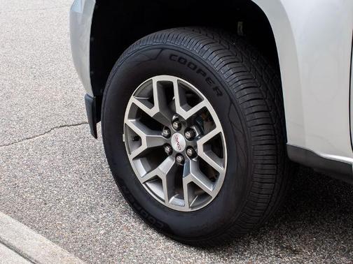 2017 GMC Canyon SLE