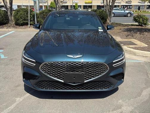 2023 Genesis G70 2.0T AWD