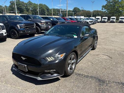 2017 Ford Mustang V6