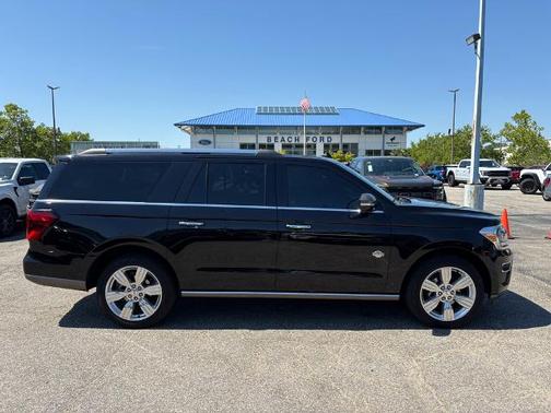 AGATE BLACK METALLIC 2024 Ford Expedition KING RANCH