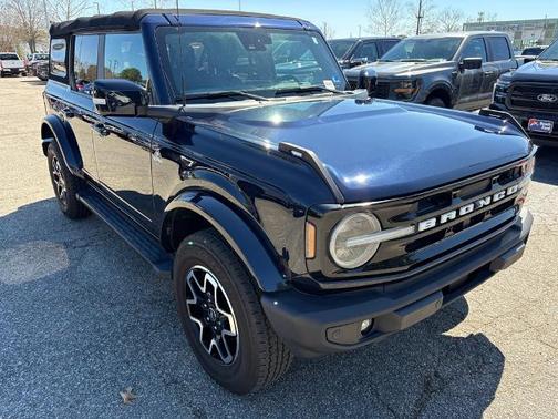ANTIMATTER BLUE METALLIC 2021 Ford Bronco OUTER BANKS
