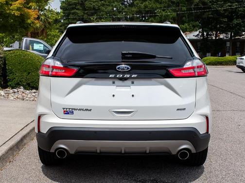 STAR WHITE 2022 Ford Edge TITANIUM