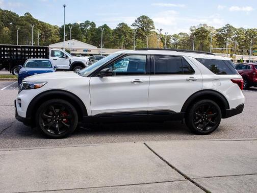 2024 Ford Explorer ST