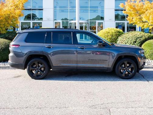 2021 Jeep Grand Cherokee LAREDO