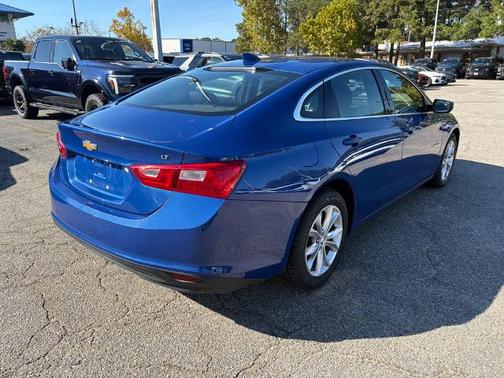 2023 Chevrolet Malibu LT W/1LT