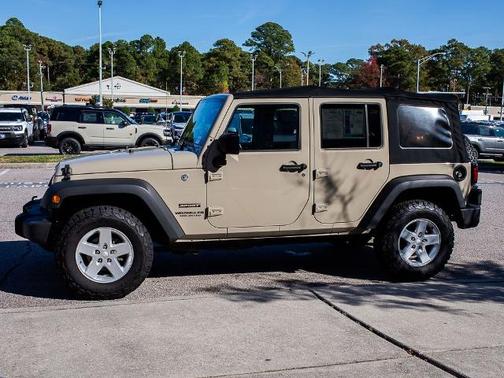 2017 Jeep Wrangler Unlimited SPORT