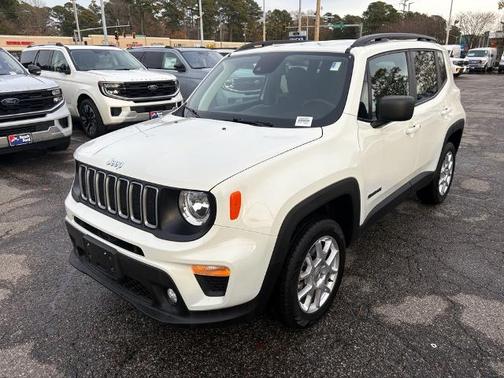 2023 Jeep Renegade LATITUDE