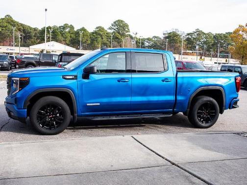 2022 GMC Sierra 1500 ELEVATION