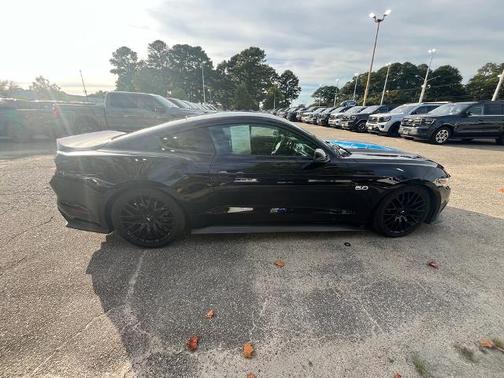 2017 Ford Mustang GT PREMIUM