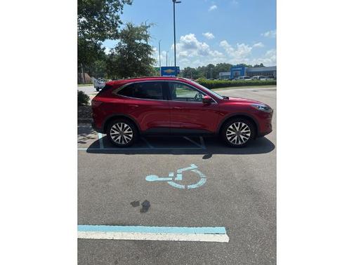 2020 Ford Escape TITANIUM