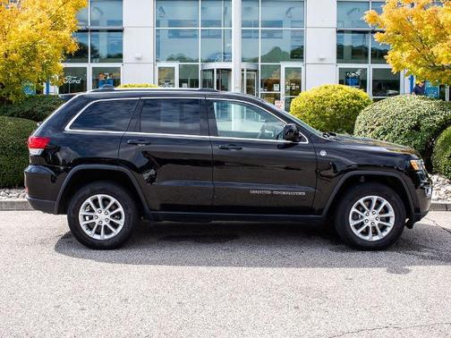 2021 Jeep Grand Cherokee LAREDO