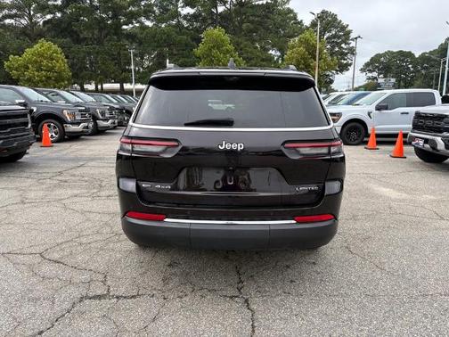2022 Jeep Grand Cherokee LIMITED