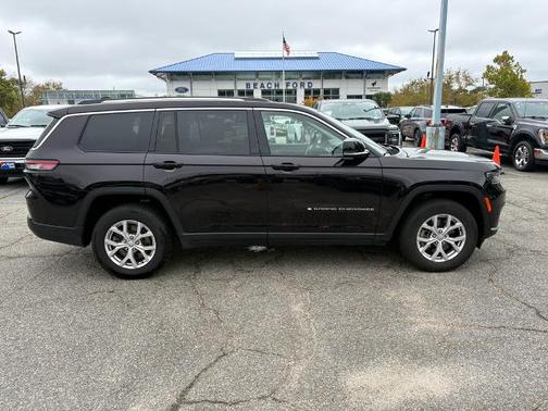 2022 Jeep Grand Cherokee LIMITED