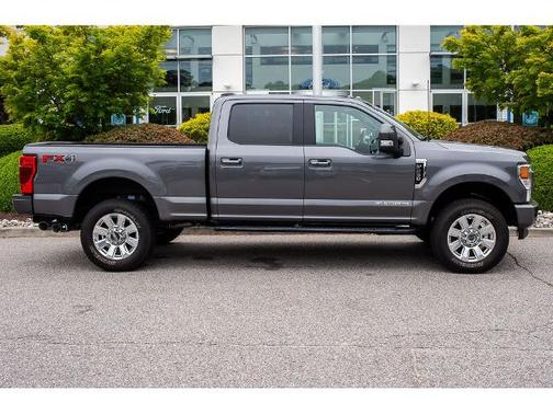 CARBONIZED GRAY 2022 Ford F-250 LARIAT