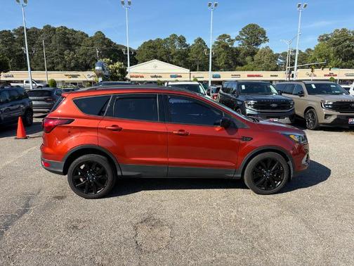 SEDONA ORANGE METALLIC 2019 Ford Escape SE