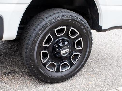 2024 Ford F-350 PLATINUM