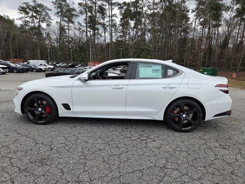 Uyuni White 2026 Genesis G70 3.3T Sport Prestige