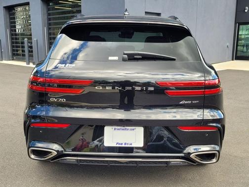 Vik Black 2026 Genesis GV70 3.5T Sport Prestige