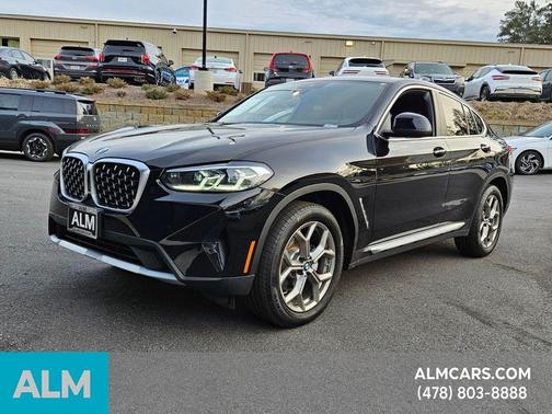 2025 BMW X4 xDrive30i